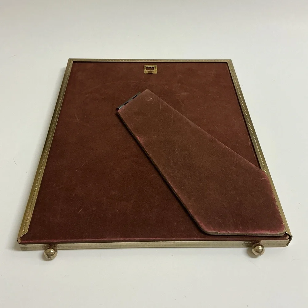 Vintage Gold Metal Picture Frame 8x10 Cat Print Standing Easel Ball Feet 60s MCM